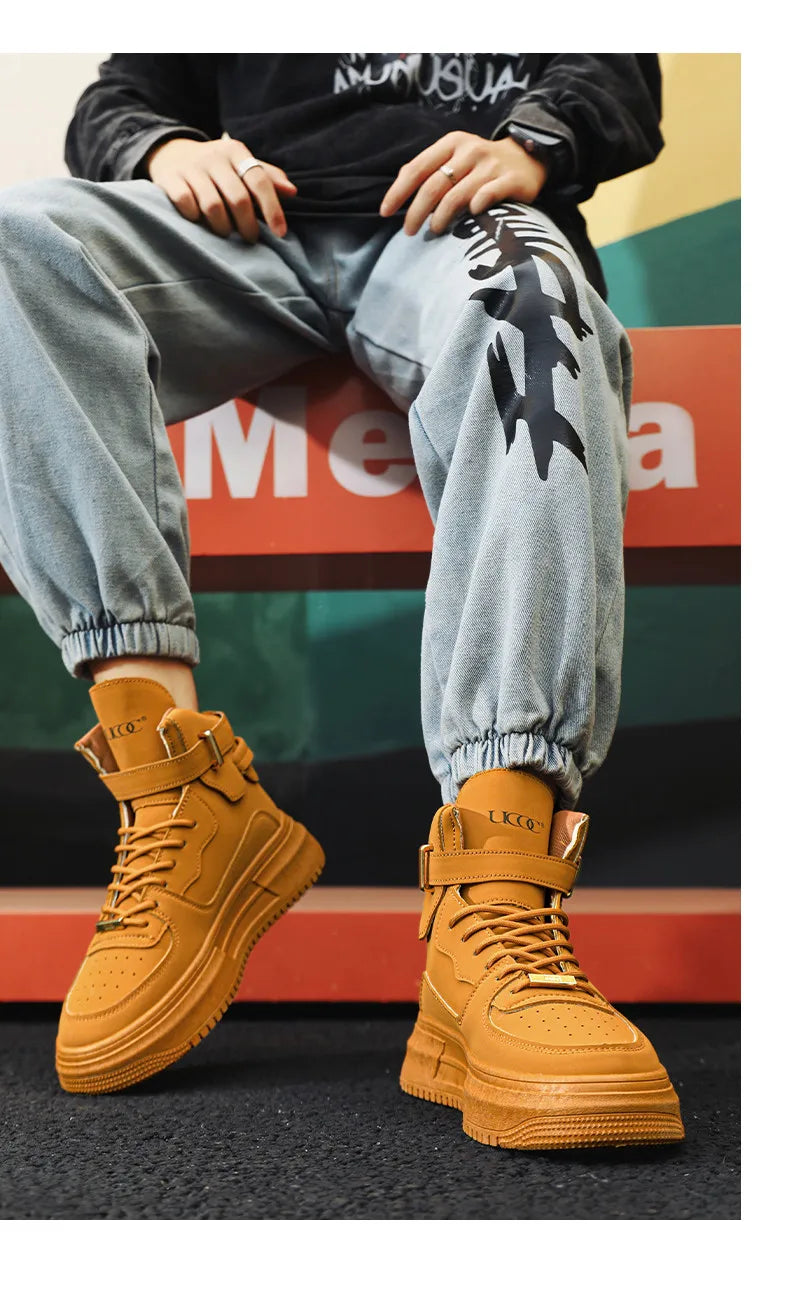 Hot Fashion Brown Sneakers Men 2024 Designer Men High Top Shoes Comfortable Platform Shoes Men Casual Mens Skateboard Sneakers.