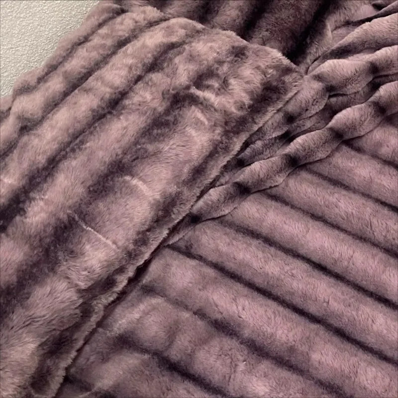 2024 new rabbit velvet milk velvet thickened rabbit fur warm four-piece set, 1.5m 1.8m bed sheet four-piece set.