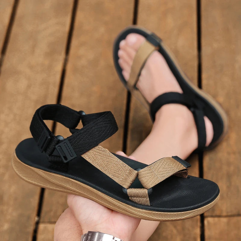 Classic Black Men Sport Sandals Summer Leisure Beach Holiday Sandals Outdoor Antiskid Breathable Flat Sandals Shoes.