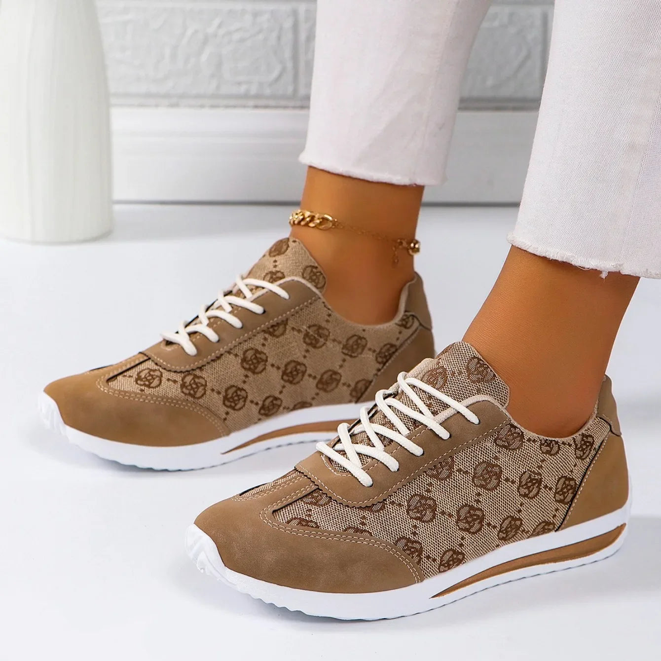 Women Thick Soled Cross Round Head Thin Fashion Shoes Women Comfortable  Breathable Casual Wear-resistant Shoes Zapatos De Mujer.