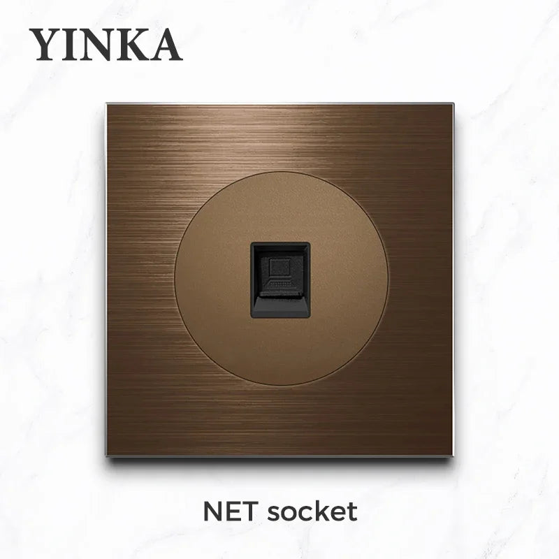 YINKA Schaltersteckdose, Aluminium, gebürstetes braunes Panel mit LED-Anzeige, EU-Steckdose, Schalttafel, elektrischer Lichtschalter, AC110–250 V, NET