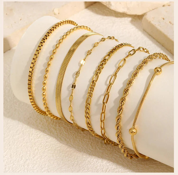 Non Tarnish Stainless Steel Bracelet Stackable for Women, Thin Herribone Chain Bracelet Waterproof Gold Plated Jewelry.