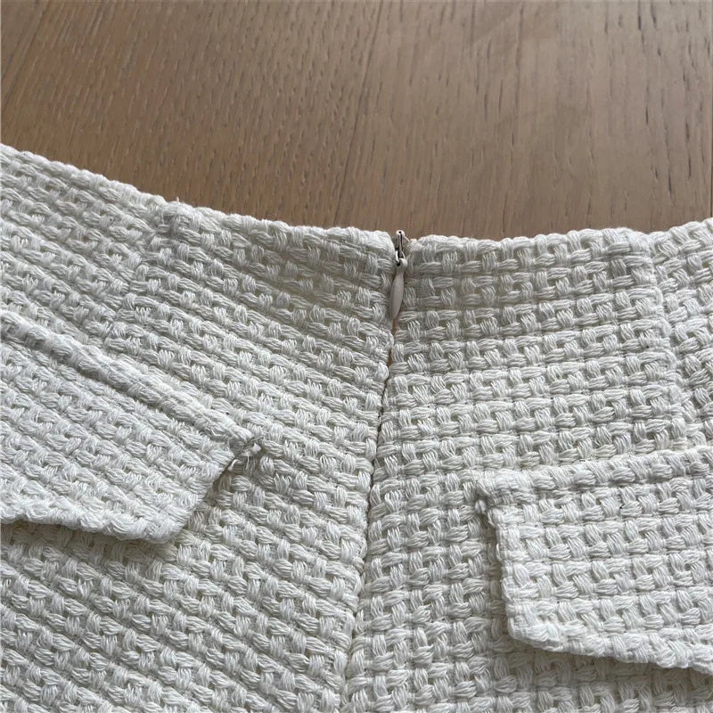 Autumn Winter New Woven Tweed Fungus Edge Buckle Shorts Femininity Versatile High Waist Pure Desire Wind Boots Short Pants.