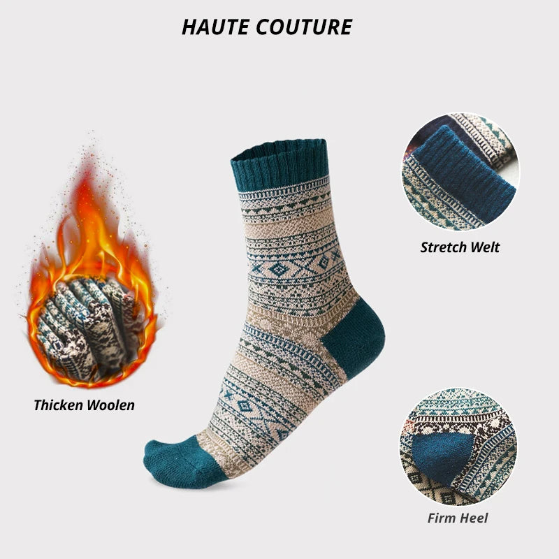 HSS Brand 5 Pairs Winter Men's Socks Thicken Sheep's Wool Socks Warm Men Retro Style Colorful Fashion Man Socks For Snow boots.