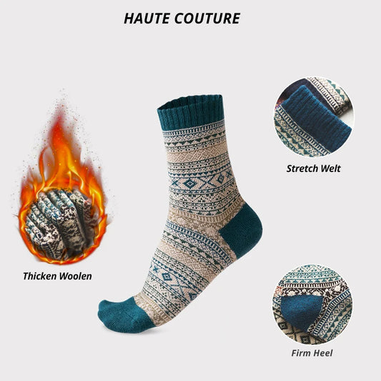 HSS Brand 5 Pairs Winter Men's Socks Thicken Sheep's Wool Socks Warm Men Retro Style Colorful Fashion Man Socks For Snow boots.
