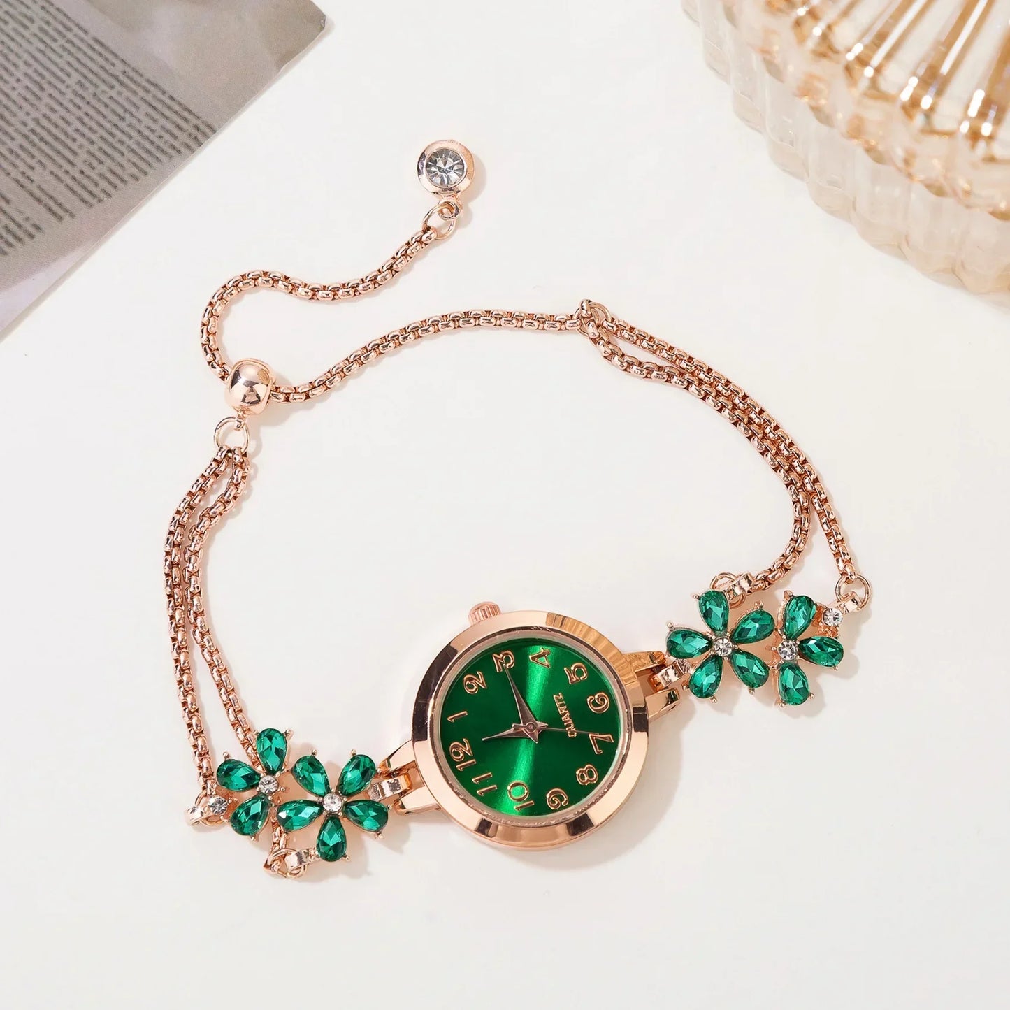 Womens Watches Brand Vintage Rhinestone Quartz Bracelet Watch Women's Watch Women Watches Luxury Relógio Feminino นาฬิกาข้อมือ.