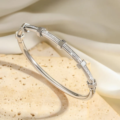 UILZ 316L Stainless Steel Exquisite Nail Brand Bracelets For Women American Trendy Shining Zircon Screw Not fading Bangle Gift.