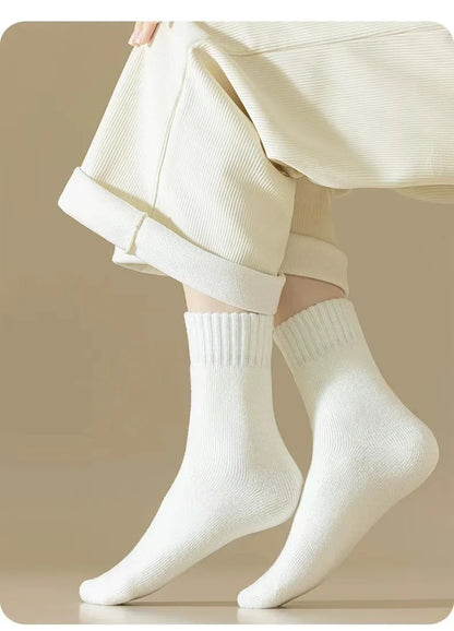 3 Pairs Wool Socks Women Winter Warm Thicken Snow Boot Markron Color Plush Hairy Soft Mid Tube Stockings Floor Sleep Socks White.