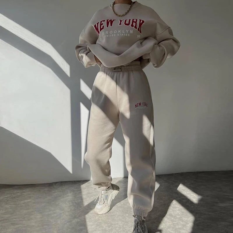 Warm Suit Autumn Winter Women Solid Set Elegant O-neck Pullover Hoodie And Pocket Trousers Two-Piece Set Lady Casual Loose Sets