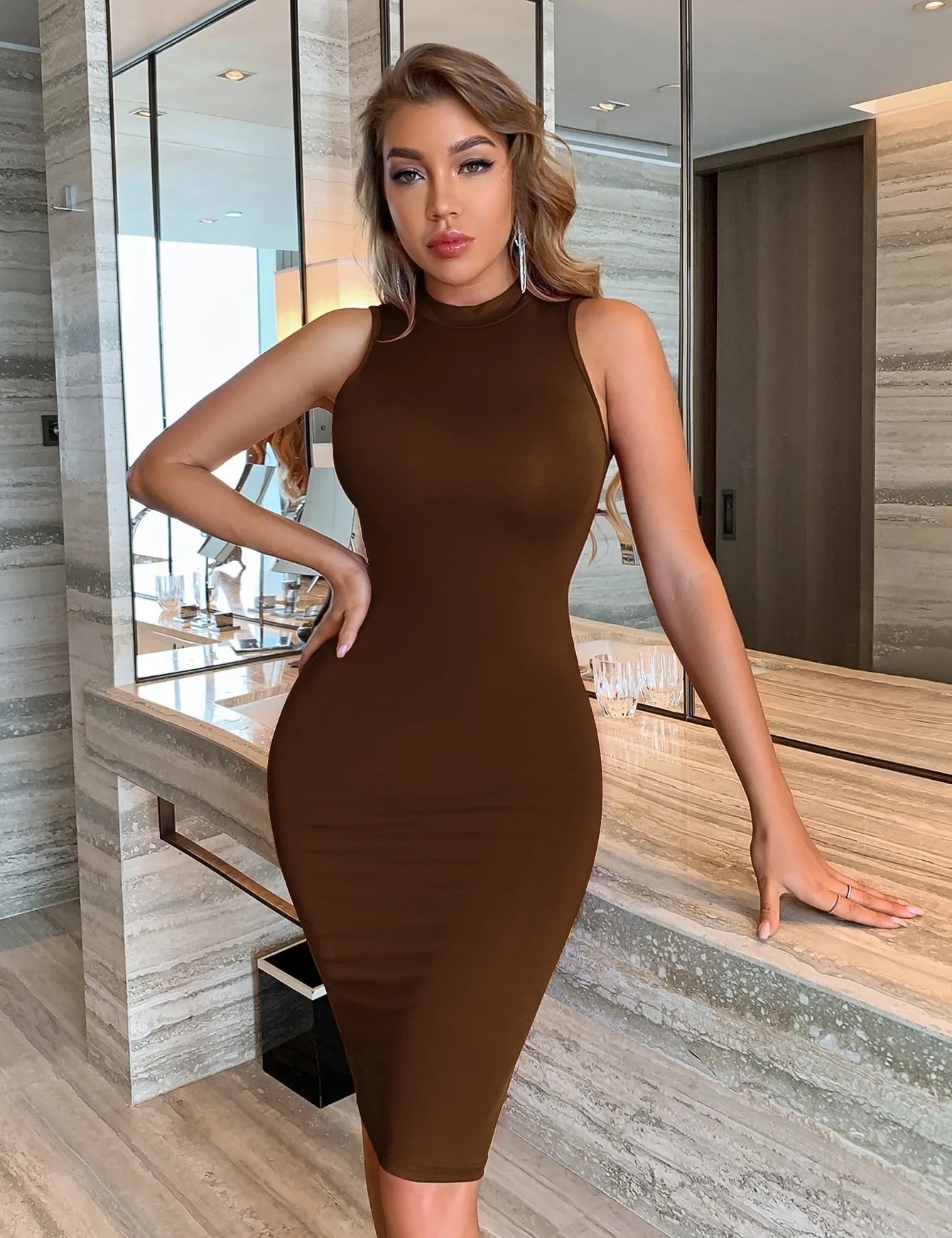 Sommer Dünne Bodycon Ärmellose Sexy Kleid Für Frauen Casual Elegante Midi Stricken Nachtclub Vestidos Dame Streetwear Outfits
