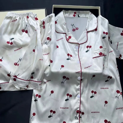 Zweiteiliges Pyjama-Set mit Kirschdruck, Sommer-Pyjama mit künstlichem Fleck, modische Heimkleidung, lässige Damen-Shorts und Top-Set, Pyjama.