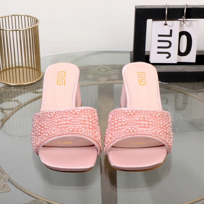 High-heeled slippers 2024 summer fashion new thick with square head luxurious ladies slippers coarse heel 6CM.