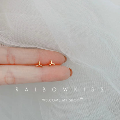 silver-plate Gold Color Mini Small Butterfly Heart Stud Earring For Women Cartilage Helix Tragus Ear Piercing Jewelry Gift.