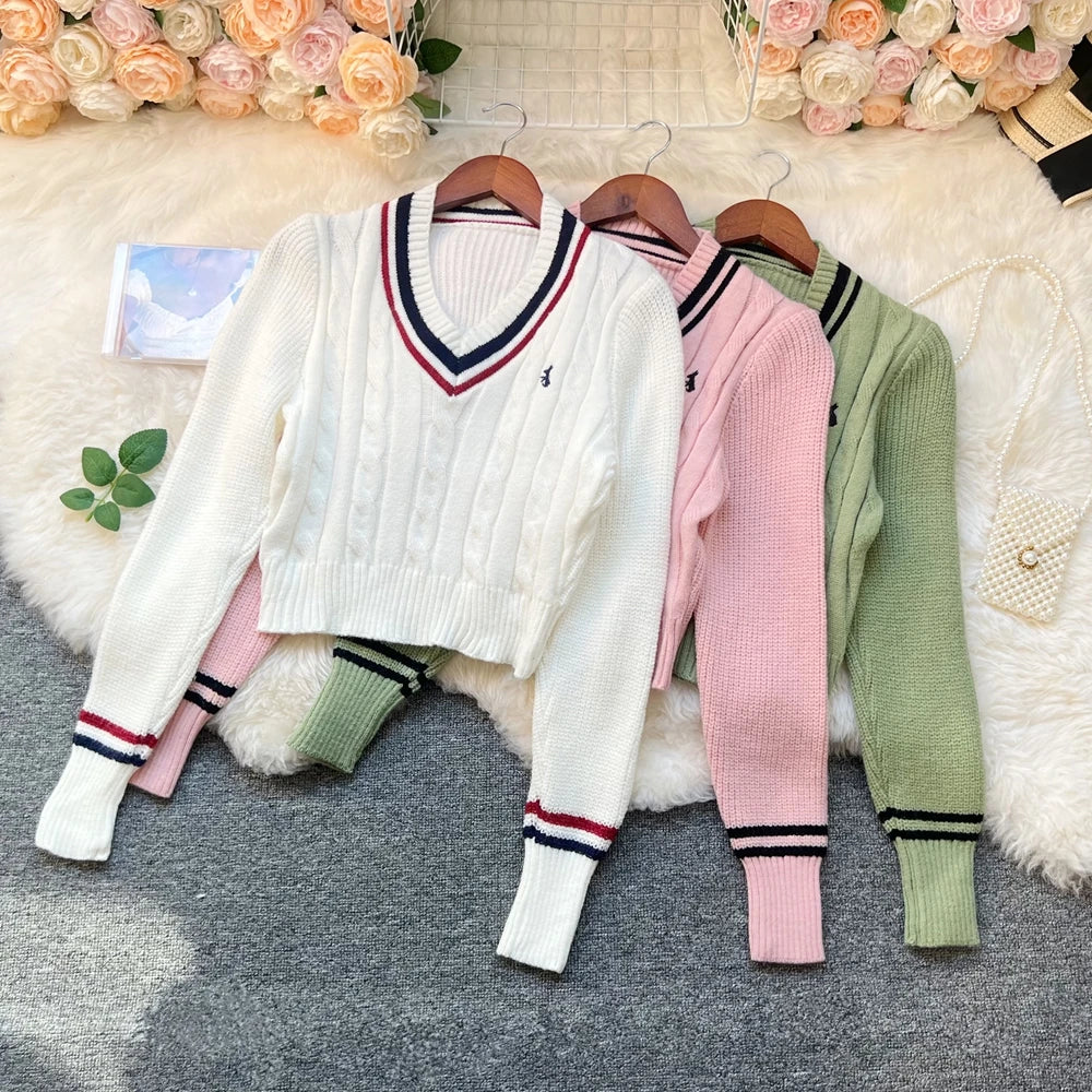 YuooMuoo Chic Fashion Knitted Tops 2025 Autumn Winter Y2K Embroidery Long Sleeve Lady Pullover Sweaters Streetwear Female Shirts.