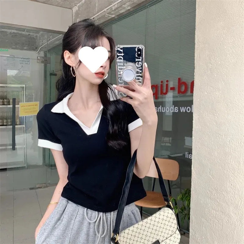 Plus Size Slimming Effect plus Size Women's Polo Neck T-shirt 200 Pounds Large Code College Style Top for plus Size Women.