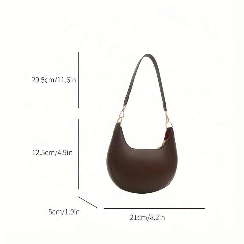 New Fashionable High-end Moon-shaped Baseball Bag, Showing Luxury, Women's Single Shoulder Bag.