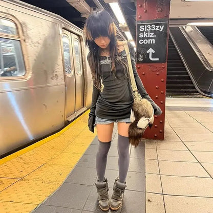 Seeslim Gothic Graphic T Shirts Women Long Sleeve Korean Fashion 2000s Clothes Y2k Slim Spring Autumn Tops Tees Female Clothing.