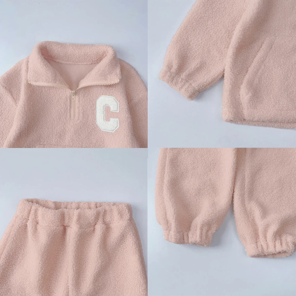 Bear Leader Girls' Set 2023 New Children's Autumn New Lamb Fleece Standing Collar Pullover Top+Pants Two Piece Kids' Fashion Set.