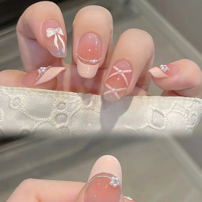 10Pcs White French Pink Heart Diamond Manicure Art Gentle Sweet Short Oval Artificial Wearing Nails Patch Full Cover Press Ons.