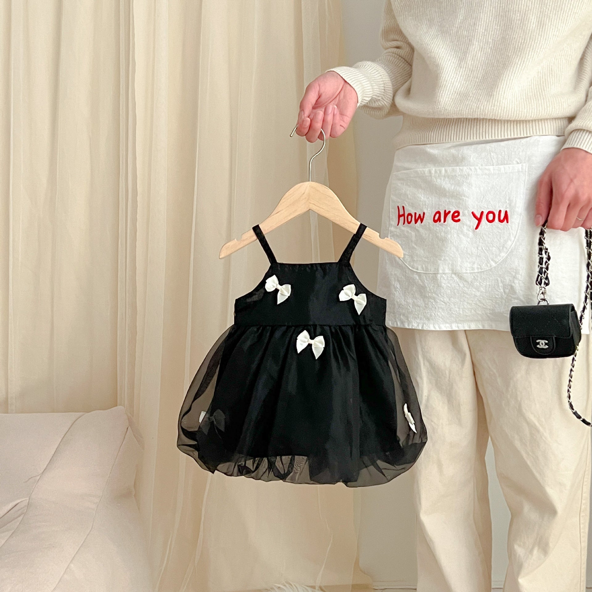 Neu im Sommer Neugeborene Baby Prinzessin süße Kleidung Sling Kleider Schleife Shorts solide Weste Body Kurzarm Kleid Kinder.