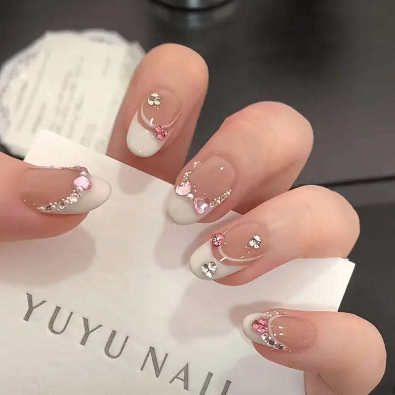 10Pcs White French Pink Heart Diamond Manicure Art Gentle Sweet Short Oval Artificial Wearing Nails Patch Full Cover Press Ons.