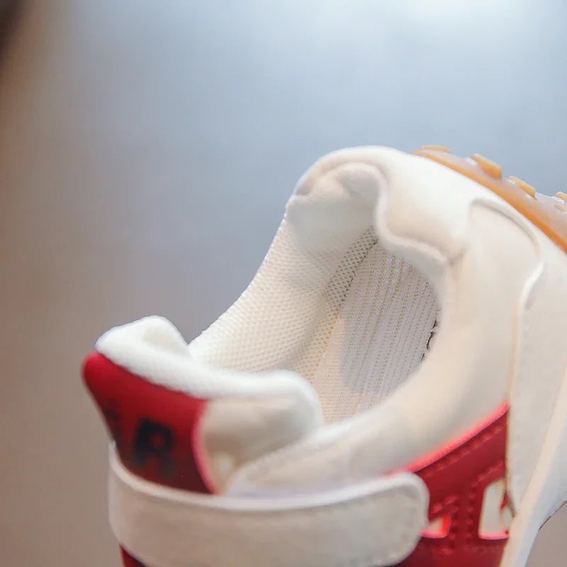 Children's Basketball Shoes Spring Autumn Versatile Running Shoes for Kids Boys Fashion Causal Girls School Sports Sneakers