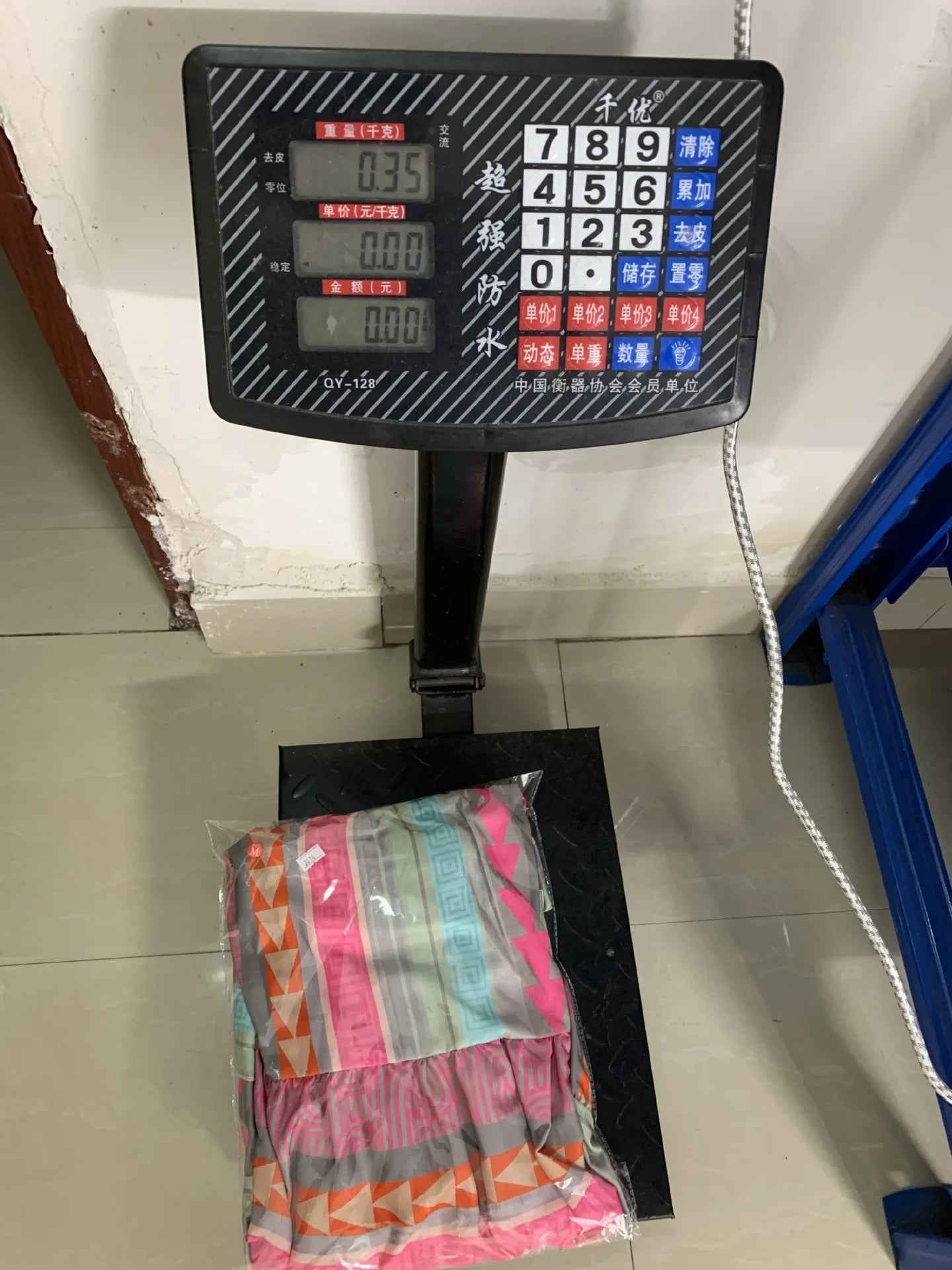 Frauen kleider V-Ausschnitt Dreiviertel ärmel Pullover Kleid Druck Blumen Vestidos knielang locker sitzen lässig 2023 Herbst.