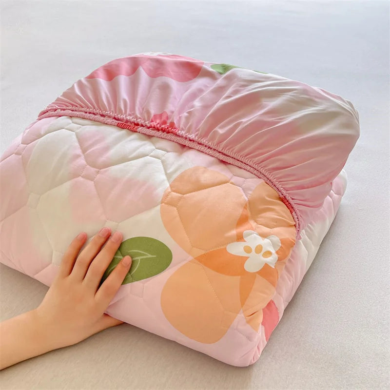 1pc Quilted Bed Cover Floral Style Bedspread Thicken Soft Bed Linen Elastic Mattress Protector cubre colchón (No Pillowcase).