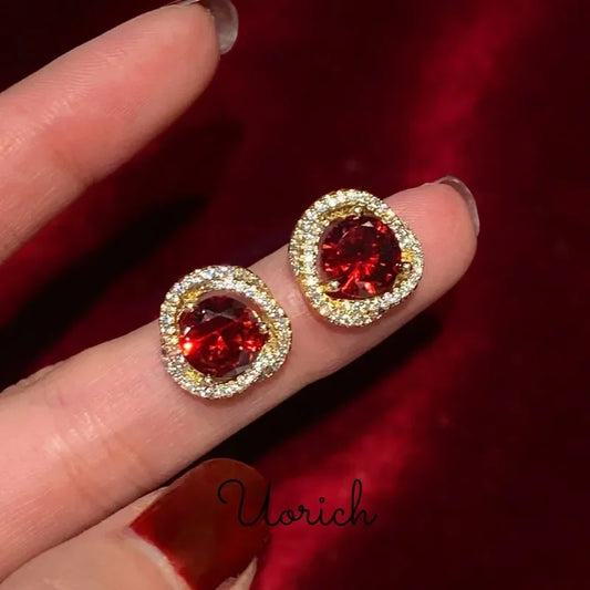 Uorich Light Luxury French Retro Inlay Burgundy Zircon Studs Earring for Women Design Not Easy To Fade Ear Studs Jewelry Gifts.