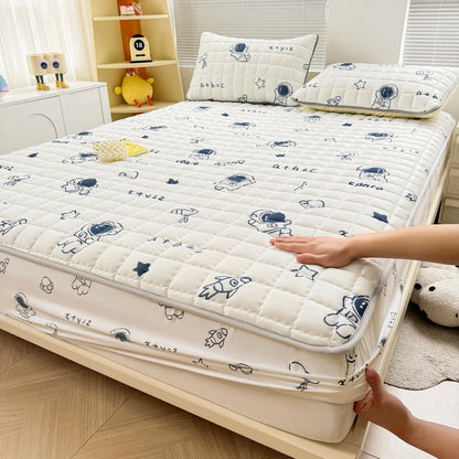 Thick Mattress Cover Cartoon Style Bedspread Quilted Bed Cover for Home Adults Kids Bed Linen fundas de colchón (No Pillowcase).