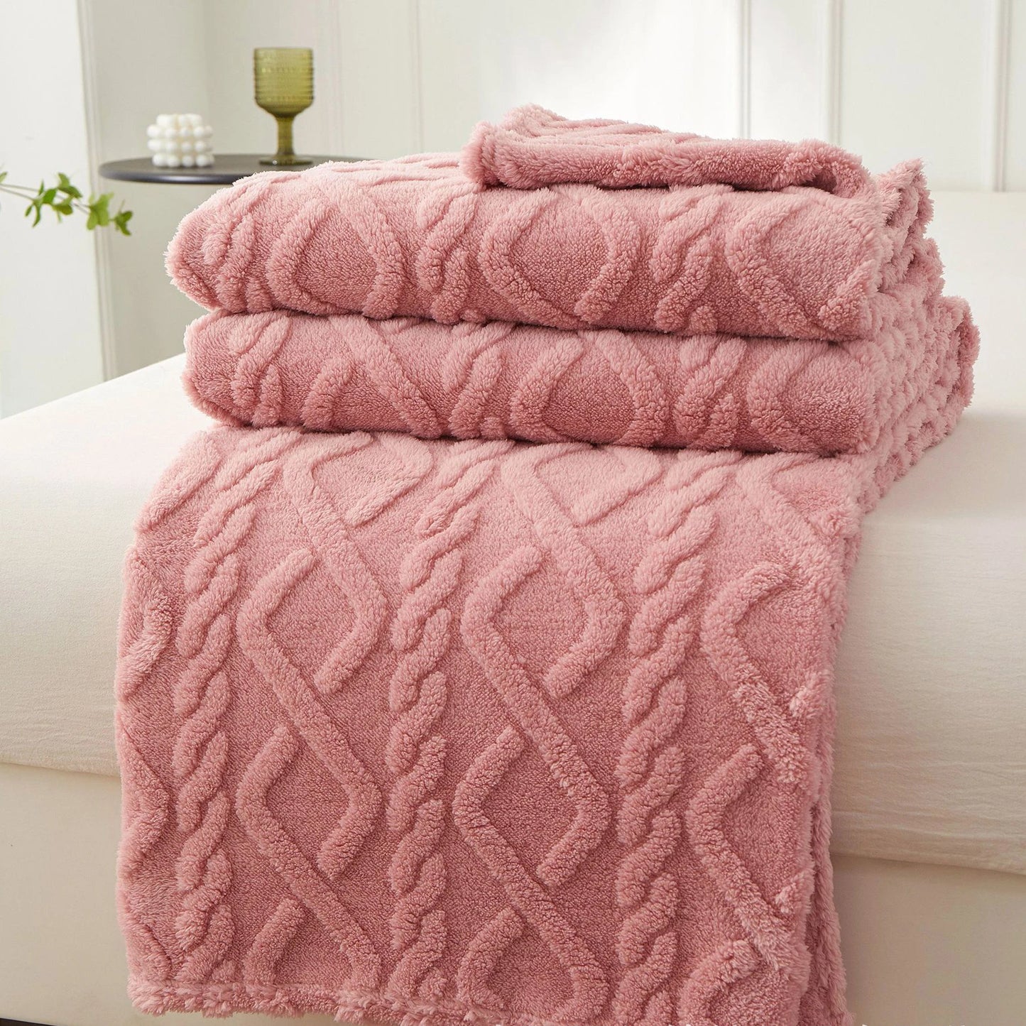 New Winter Blanket Home Warm Sherpa Soft Sofa Cover Throw Newborn Wrap Kids Bedspread Travel Textile Fleece Thick Warm Blanket.