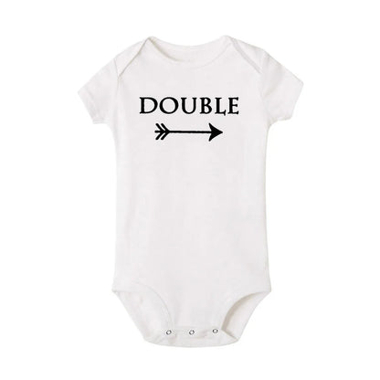 Neugeborenen Baby Bodys Doppel Ärger Twin Kinder Unisex Kurzarm Strampler Playsuits Outfits Jungen Mädchen Geboren Krabbeln Kleidung