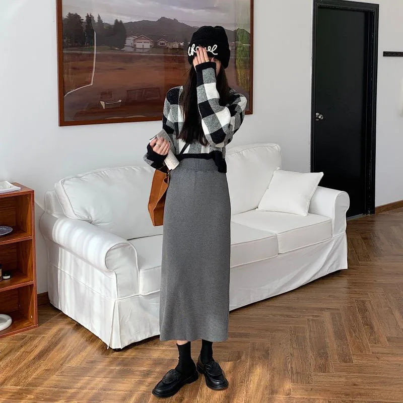 Temperament Black Slim Fit Long Skirt Women High Waist Knitted Straight One-Step Skirt Korean Fashion Office Lady Pencil Skirts.