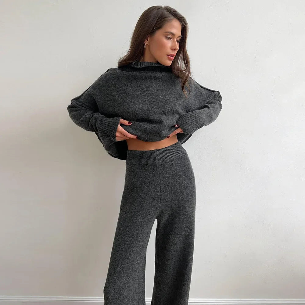 2025 Turtleneck Sweater Set Women's European, American Autumn and Winter New Loose Casual Lazy Thickened Knitted Trousers Set.