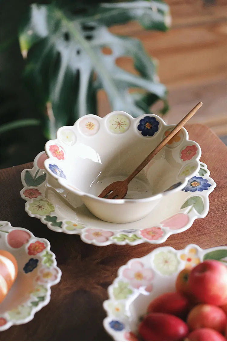 Floral Embossed Rim Soup Dessert Plate - Elegant Ceramic Appetizer Dish for Breakfast, Cafe Dining, Home Kitchen Tableware Set.