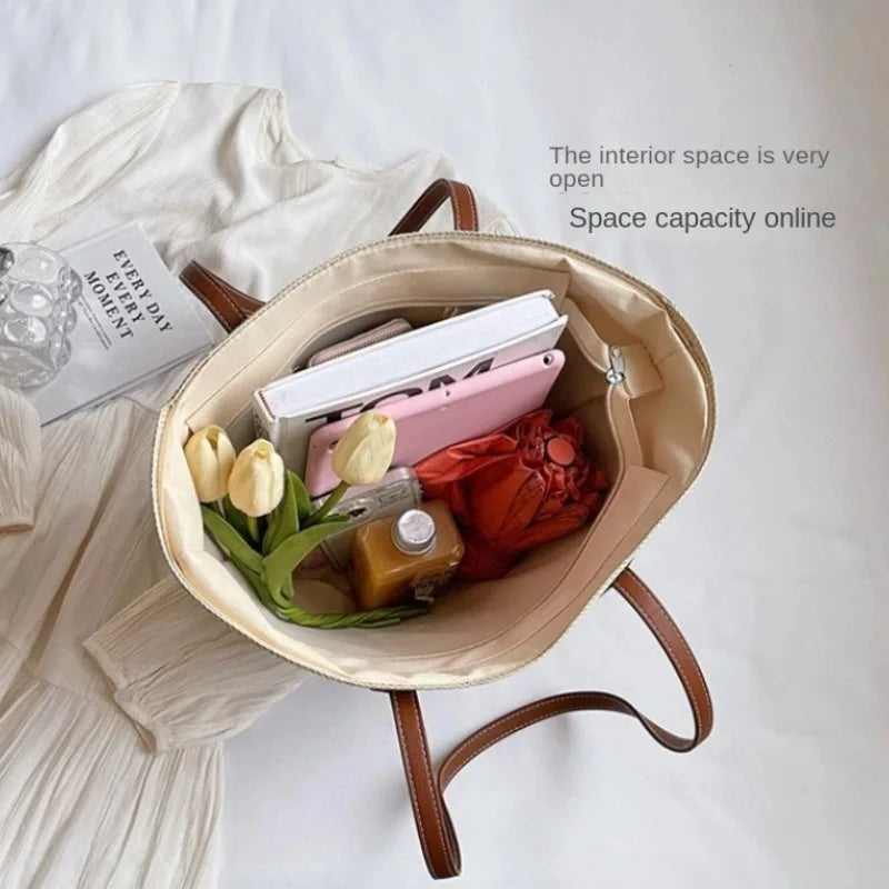 Straw bag bag women's summer inswind 2024 new beach seaside outdoor travel vacation large capacity shoulder bag.