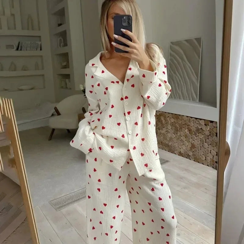 2-Piece Muslin Pajamas Set for Women 100% Cotton Love Printed Comfortable Long-Sleeved Tops Pajamas Home Wear Sleep Autumn Cloth.