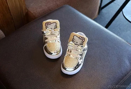 New Children Luminous Shoes Boys Girls Sport Running Shoes Baby Flashing Lights Fashion Sneakers Toddler Little Kid LED Sneakers.