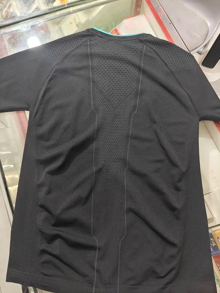 Men's Compression Quick Dry Skinny Fit Short Sleeve Athletic T-Shirt for Gym Workout Fitness Running Sport Bodybuilding.