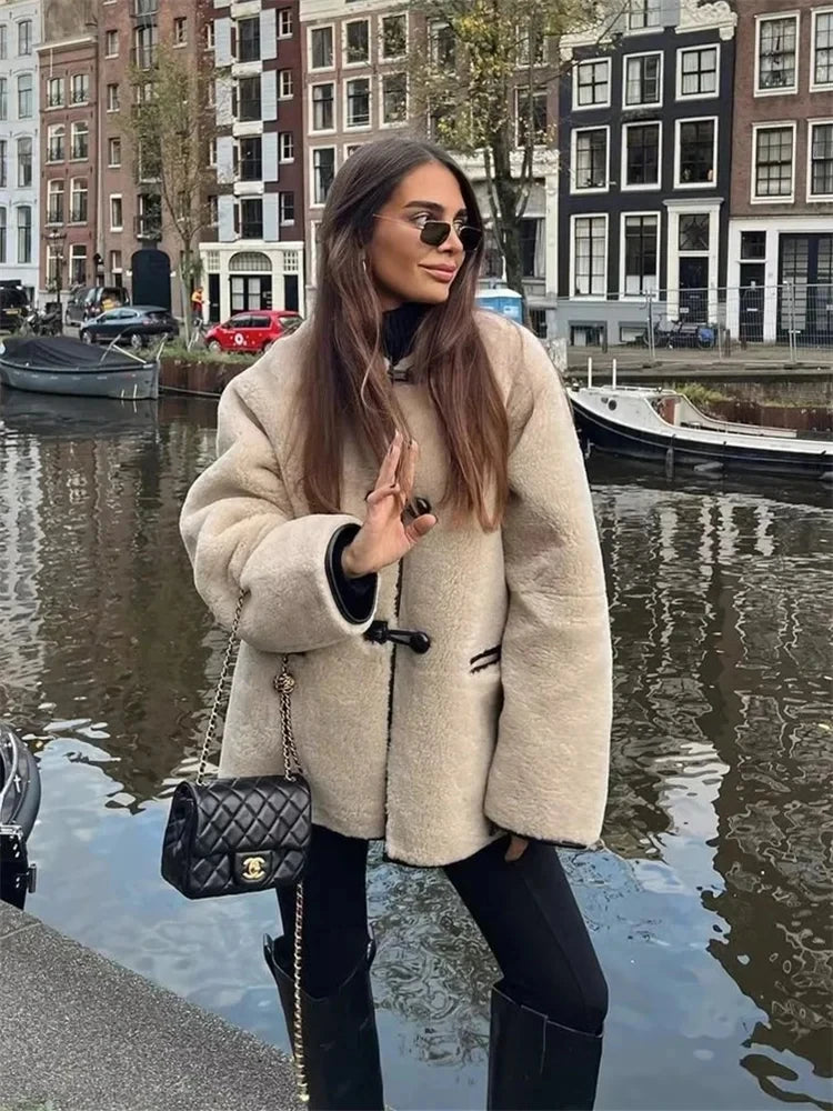 ZBZA Women's Faux Wool Jacket Loose Retro O-neck Single Breasted Long Sleeve Double Pocket Casual Overcoat Fall Winter Chic Coat.