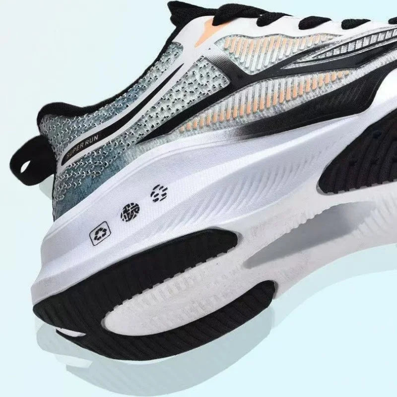 Outdoor Men Running Shoes Breathable Male Casual Walking Sneakers Lightweight Sport Shoes Comfortable Athletic Training Footwear.