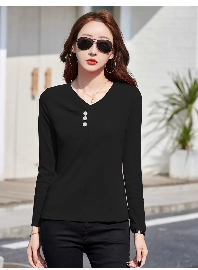 Wine red pure cotton long sleeved t-shirt for women's spring and autumn new style V-neck fashionable casual plus size loose top