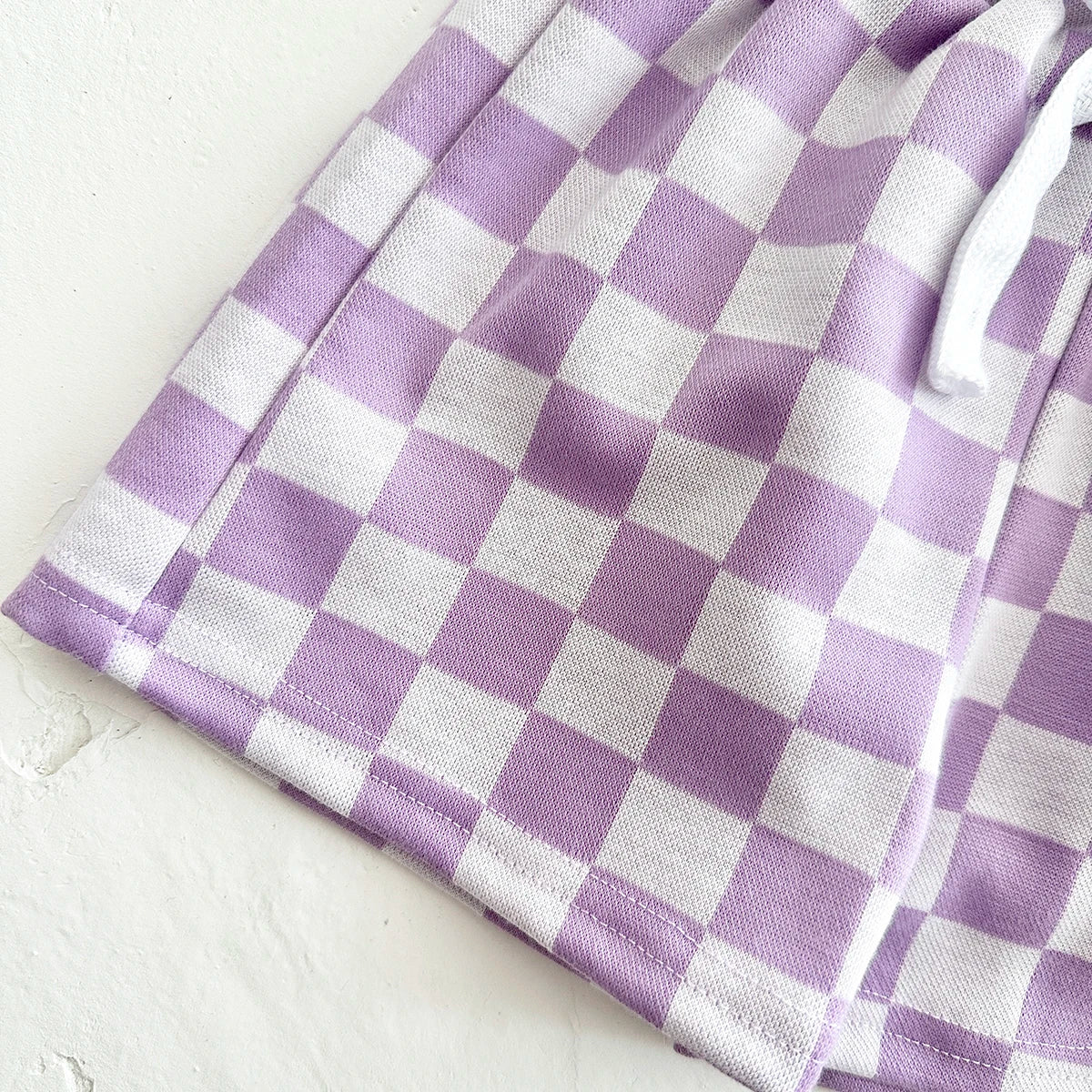 Ins Sommer Neugeborenen Jungen Mädchen Kleidung Baby Set Solide Kurzarm T-shirt + Schachbrett Shorts Baumwolle Casual 2PCS 0-3Y.