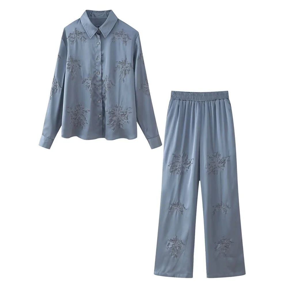 Summer New Product Women's Style Flip Collar with Beaded Embroidered Shirt, High Waist Straight Leg Pants Set