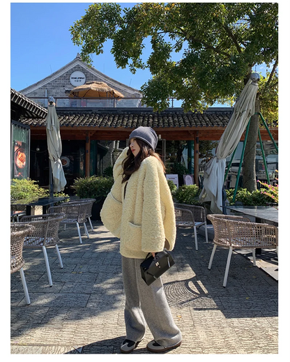 Koreanische Version des weichen, wachsartigen, faulen Wind-Stricksets 2024, sanfter Rundhalspullover, Pullover, weites Bein, Hose, zweiteiliges Set für Damen