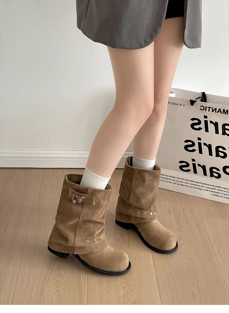 Winter Pleated Women Western Ankle Boots Fashion Rivet Belt Buckle Shoes Ladies Concise Vintage Thick Heel Short Booties.
