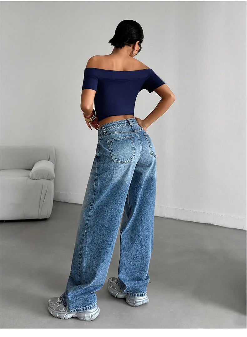 Elastic denim jeans 2025 new fashion low waist loose and trendy women's jeans.