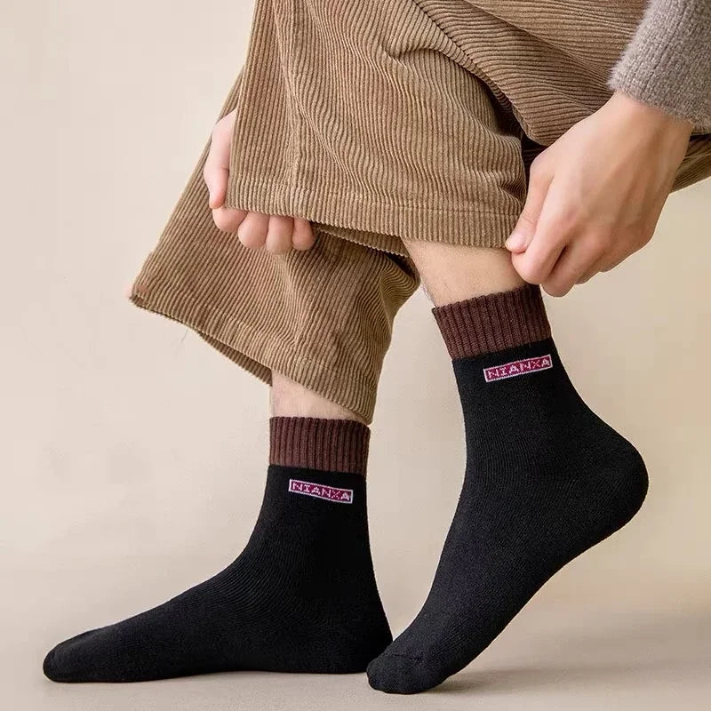 10Pairs/Men's Cotton Socks Winter Autumn Thickened Warm Mid-tube Socks Cotton Loop To Keep Warm Antibacterial Socks for MenWomen.