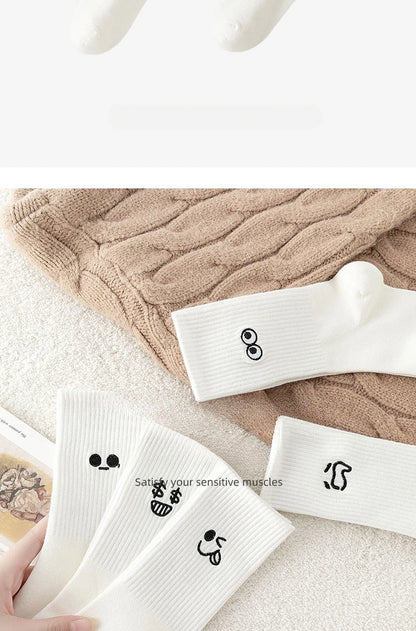 New 5 Pairs Cool Women White Cute Funny Socks Set Cartoon Lady Autumn Winter Female Girl Kawaii Sport Short Socks For Women.