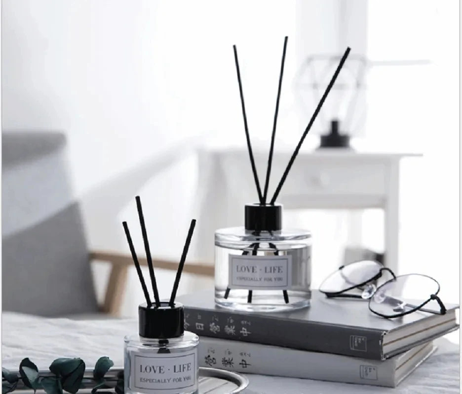 50ml Aromatherapy Bottle Thickened Glass Bottle Perfume Bottle Essential Oil Bottle Home Round Refillable Bottles With Cap.